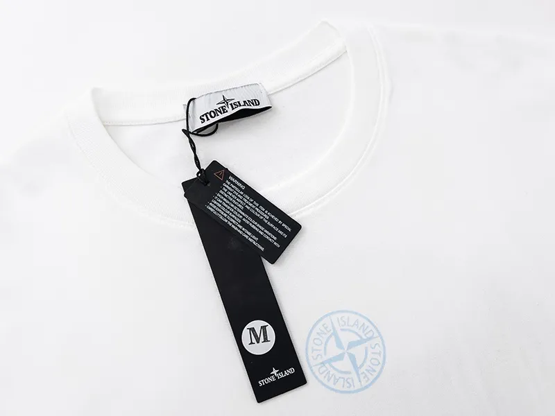W665#P110💰 [Stone lsland/Stone Island Mosaic Light Bulb💡 Printed Short Sleeve T-shirt] ⚠️[Original creation with high control of details] - Made of 230g combed cotton 32 count double yarn, soft and comfortable to the touch, sweat-absorbent and breathable. - Simple basic and versatile style, original quality, first choice for couples. - Made in a large factory, four needles and five threads on the shoulder, neatly routed, high quality workmanship. - Same style for men and women. Very versatile, one piece for everyone, details are clearly visible. Color: Black White Size: M L